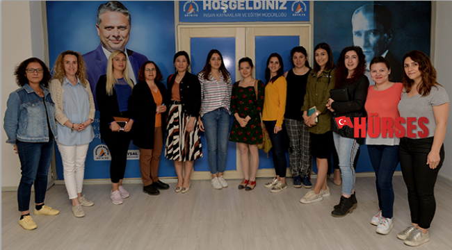 Muratpaşa, yaşlılar için konutları inceledi