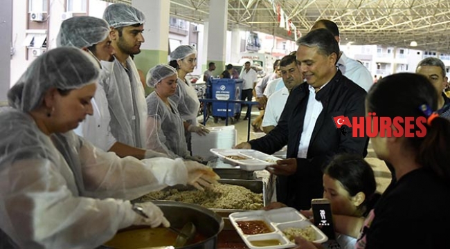 Önce evimizin önünü süpürüyoruz