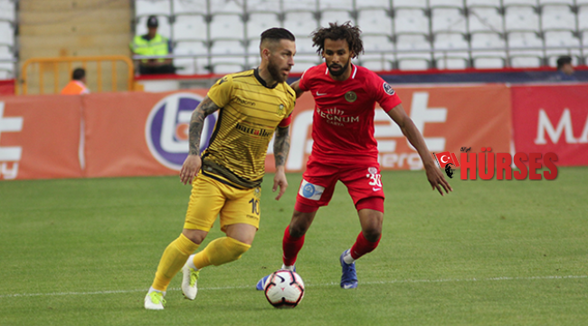 Sangare’ye milli davet
