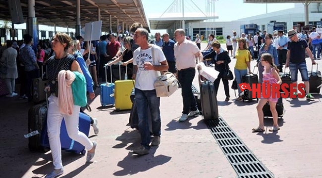 Antalya'da günlük yolcu rekoru