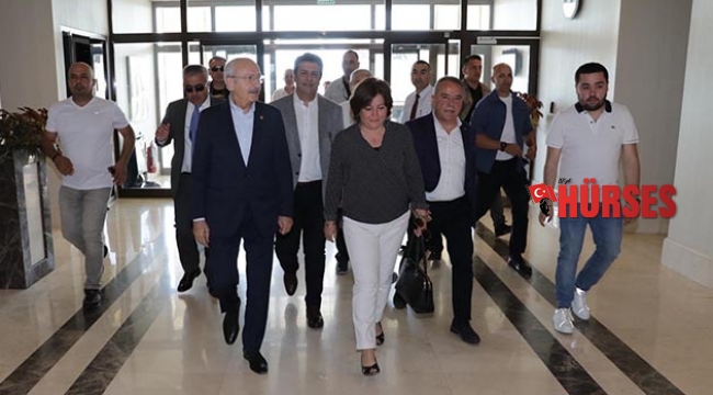 Kılıçdaroğlu, Antalya'da Deniz Baykal'ı ziyaret etti