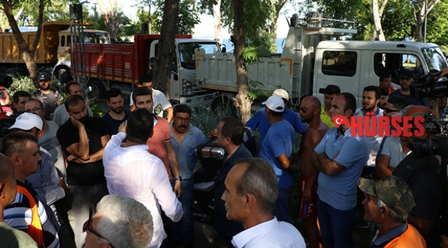 Konyaaltı Sahili'nde mavi bayrak gerilimi