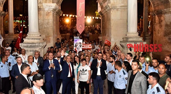Old Town’a kardeş geliyor