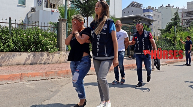 Yaşlı Almanları dolandırdılar
