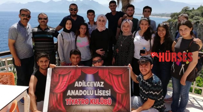 Adilcevaz tiyatro ekibi  Antalya’da sahne alacak