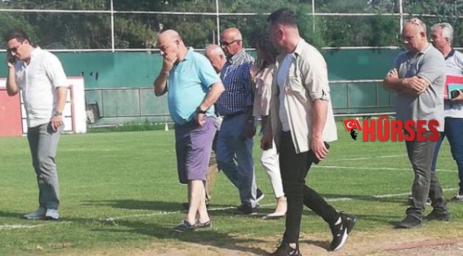 Fikret Öztürk  gençleri takipte