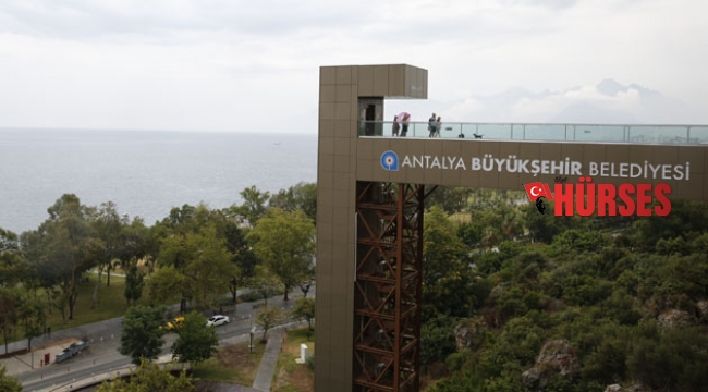 Panoramik asansörler kullanıma açıldı