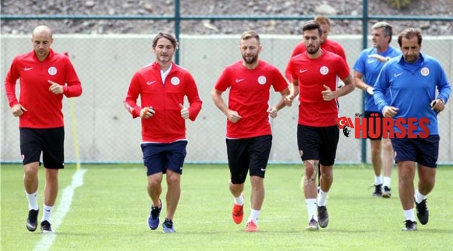 Sakat futbolculara özel antrenman