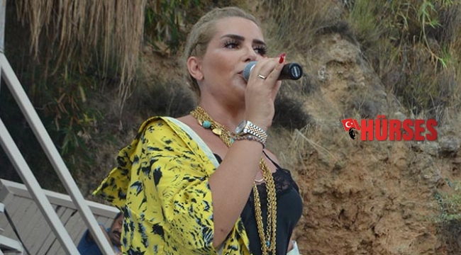 BİLEM BEACH'DE SELİN CİĞERCİ RÜZGARI