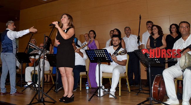 Gençlerden 'Gençlik Şöleni'