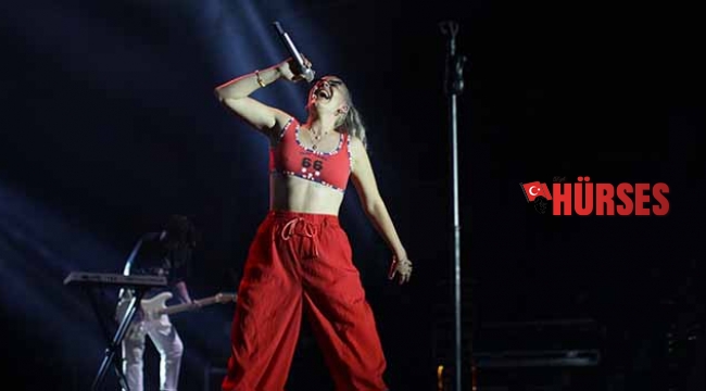 ÖNCE KONSER SONRA TATİL