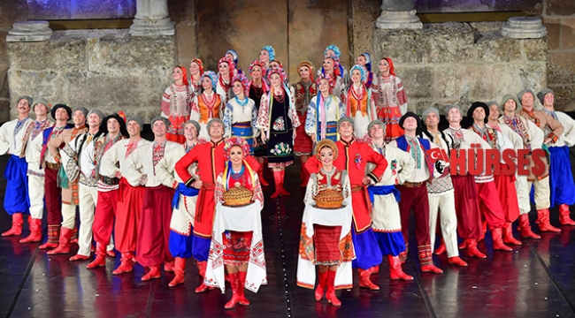 ASPENDOS'TA DANS RÜZGARI ESTİ