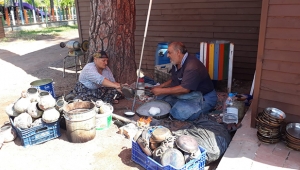 Baba mesleğini  sürdürüyorlar