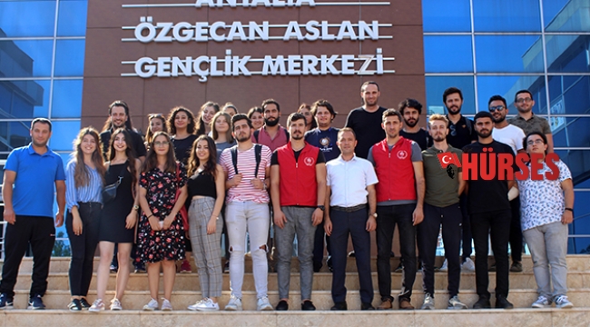 Öğrenciler, iş hayatına adım atıyor