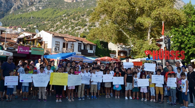 Veliler ve öğrencilerden eylem