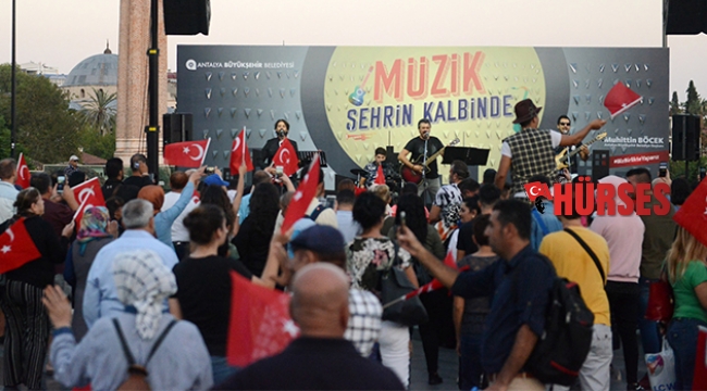 Antalya'nın kalbi müzikle atıyor