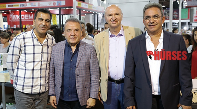 KİTAP FUARI'DA ATATÜRK KONUŞULDU
