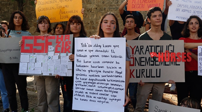 ÖĞRENCİLERDEN YÖK'E PROTESTO