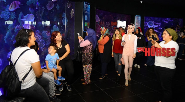 Torosların kadınları Antalya'yı gezdi