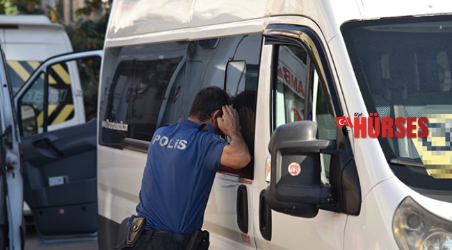 Tur şirketi şoförü, minibüste ölü bulundu