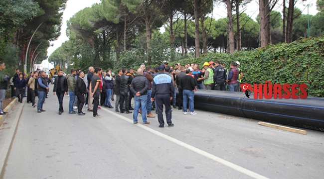 Mahallenin tepkisi  yolu açtırdı