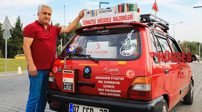 Otomobiliyle 5 yılda 20 bin kitap dağıttı