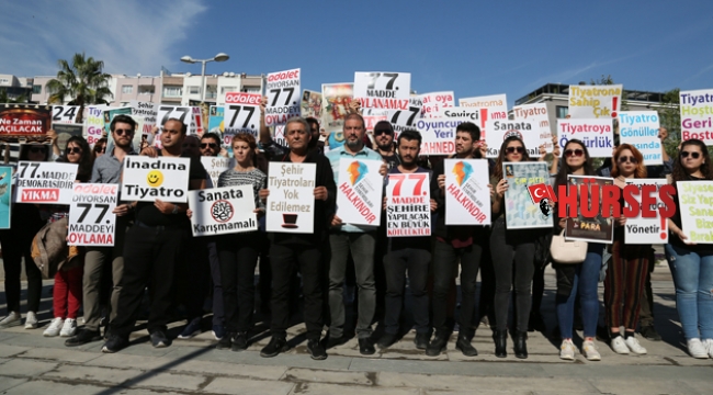Tiyatroculardan protesto
