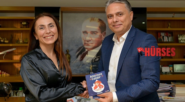 'Anayasa Candır'ı tavsiye etti