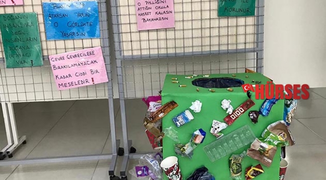 Atık malzemelerden  sergi ve tiyatro gösterisi