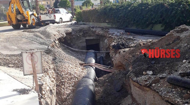Finike'de yağmur suyu seferberliği
