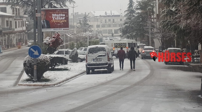 KARDA MAHSUR KALANLAR KURTARILDI