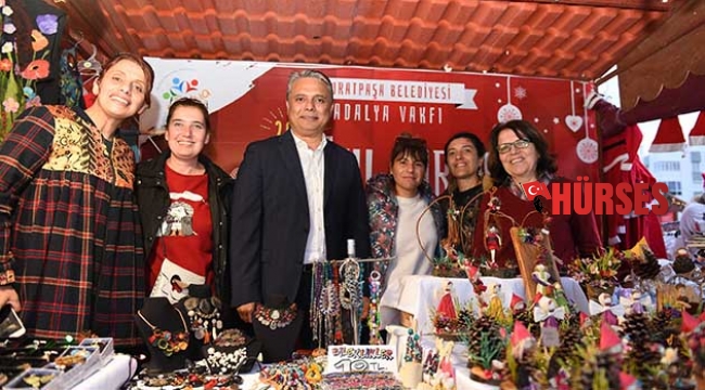 Muratpaşa'ya da  yeni yıl çarşısı