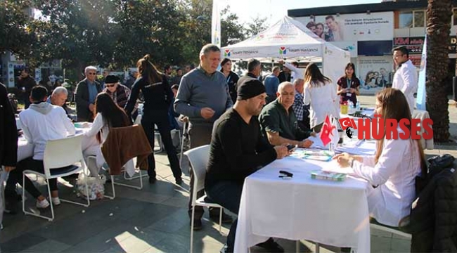 SAĞLIKLI BESLENMEYE DİKKAT ÇEKTİLER