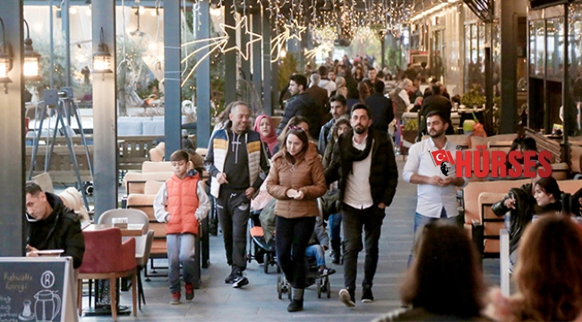 Sahil Antalya'da yeni yıl hazırlıkları