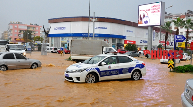ANTALYA YAĞMURA DOYDU
