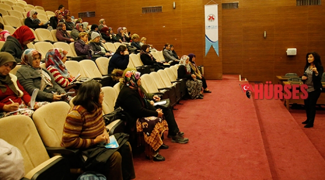 Çiftçi Akademisi'nde eğitime devam