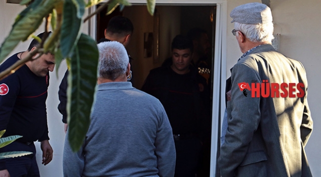 Evinde ölü bulundu
