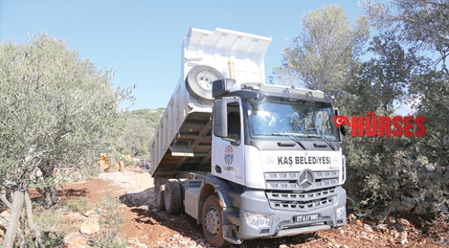 Kaş Belediyesi’nden  stabilize yol çalışması