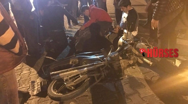 Motosiklet ile otomobil çarpıştı: 1 yaralı