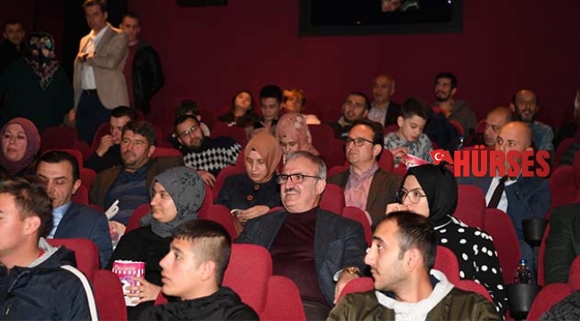 Vali Karaloğlu, ‘Türkler Geliyor’ filmini izledi