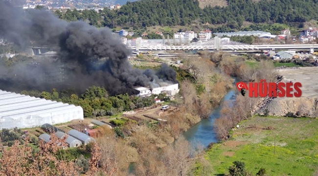 Alanya'da korkutan atölye yangını