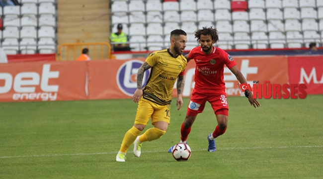 Antalyaspor'da Sangare dönüyor