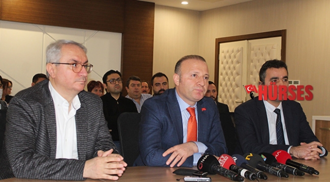 AÜ’de bir ilk
