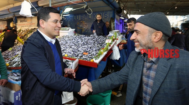 Başkan Tütüncü pazarda