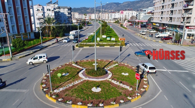 Demre’ye 40 bin  mevsimlik çiçek