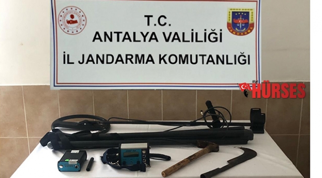 Kaçak kazıya suçüstü: 3 gözaltı