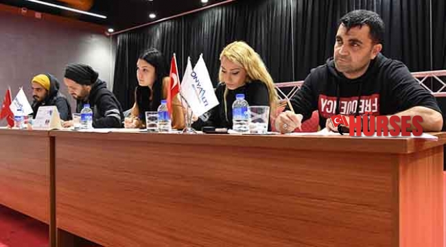Konyaaltı’nda halk oyunları topluluğu