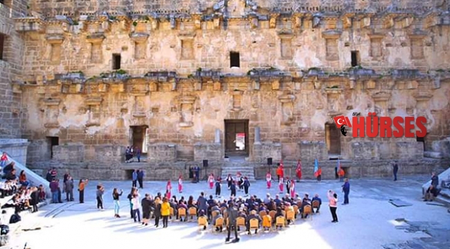 Aspendos Tiyatrosunda Atatürk coşkusu