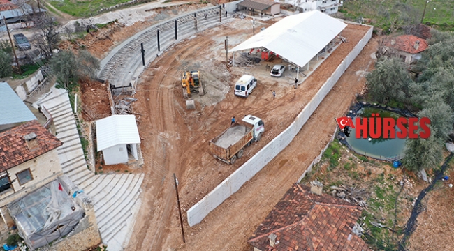 Doğantaş’ta meydan düzenlemesi başladı