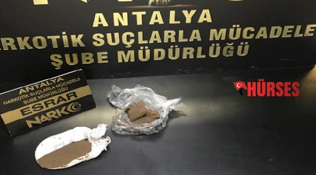 Yolcunun üzerinden uyuşturucu çıktı